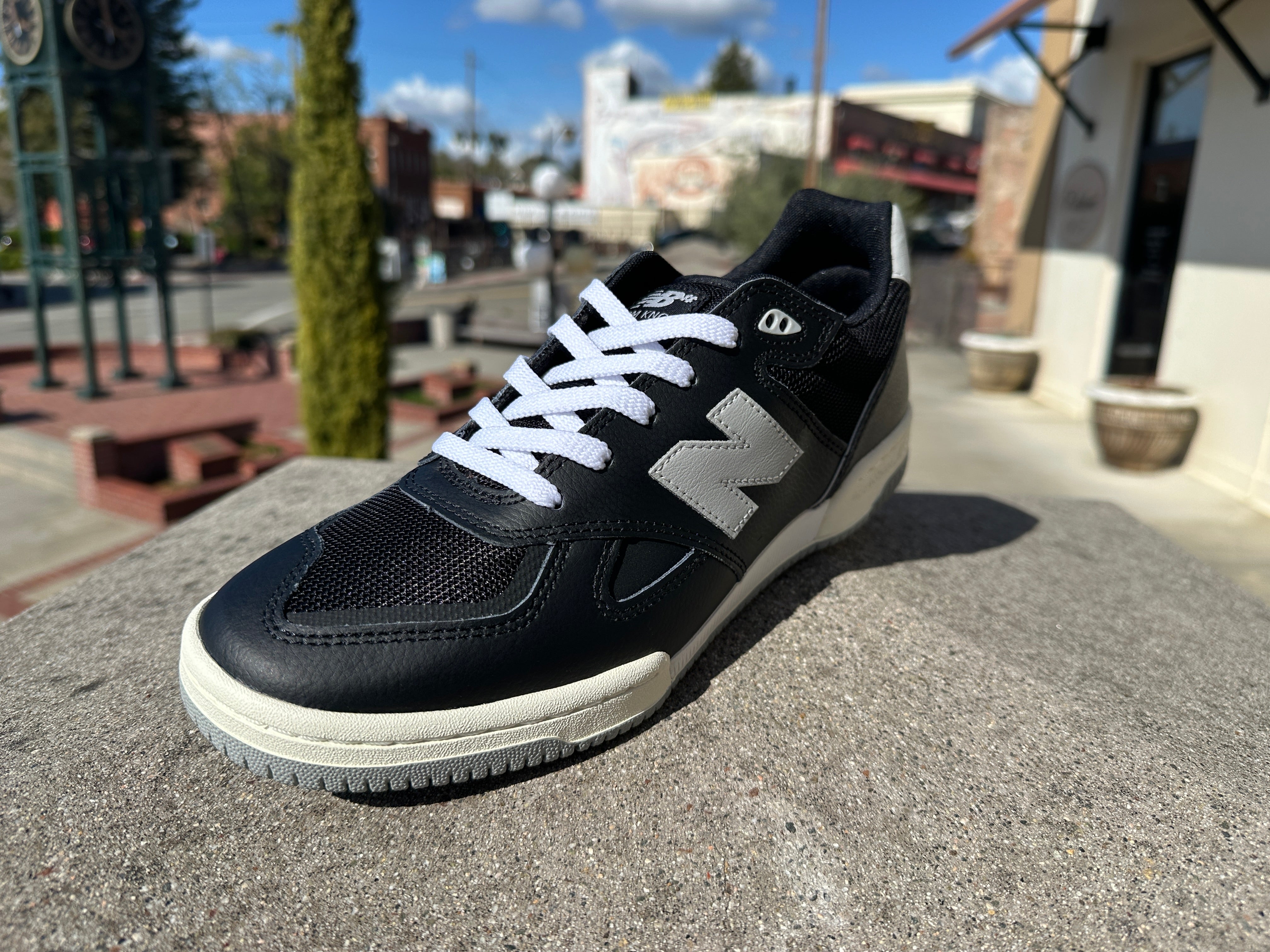 New Balance Numeric Tom Knox 600 Black Grey 9